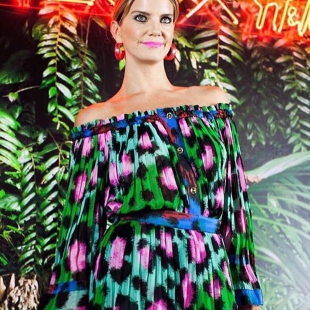 KENZO x H&M Off shoulder Leopard Floral Print Chiffon Blouse Green pleated